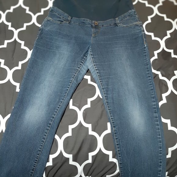 💜2 for 18💜Thyme Maternity Jeans - Picture 1 of 4